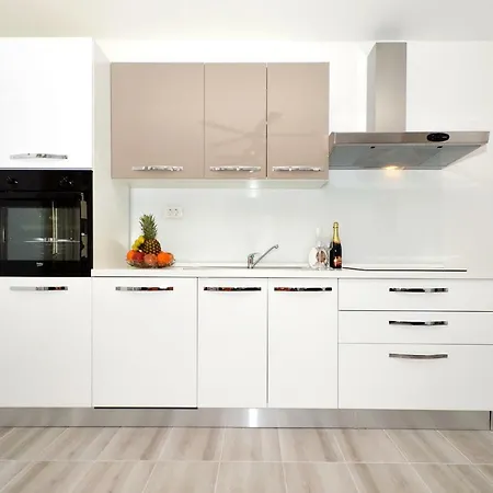 Varga 1 Apartamento *