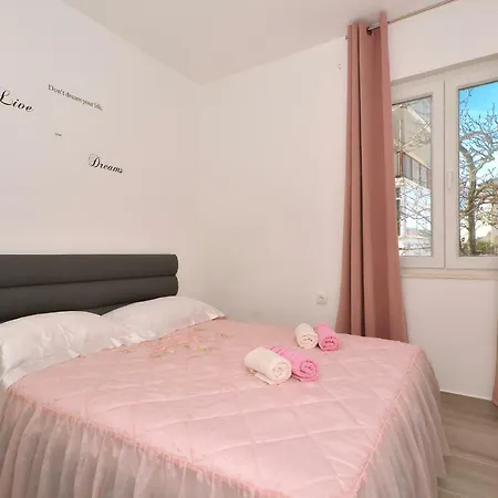 Varga 1 * Trogir